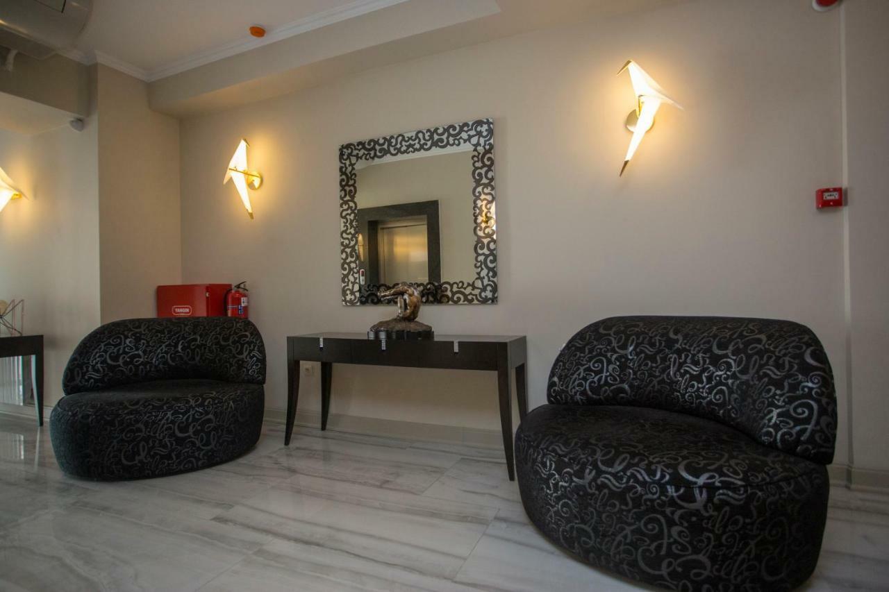 Downtown Hotel Batumi Kültér fotó