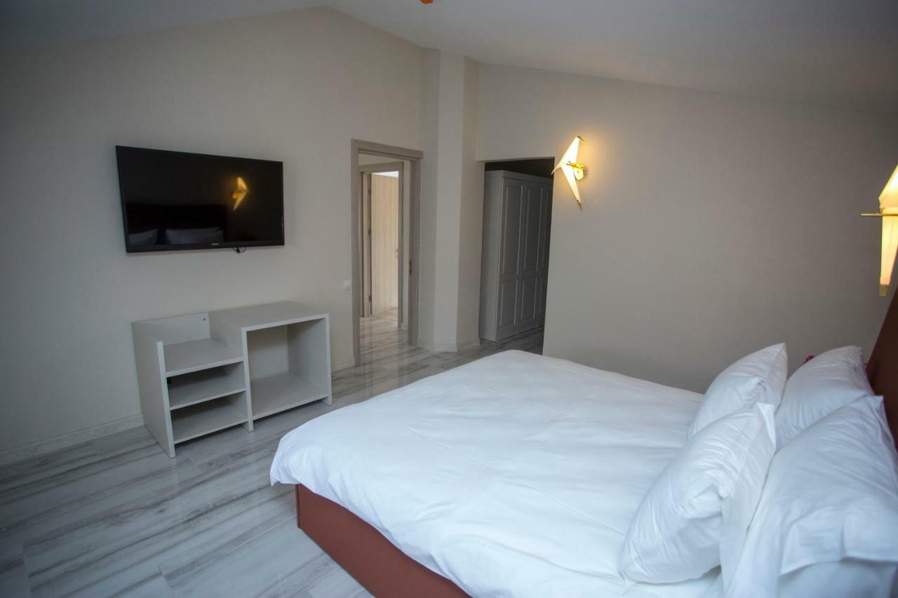 Downtown Hotel Batumi Kültér fotó