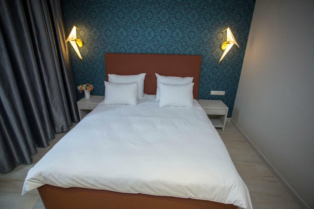 Downtown Hotel Batumi Kültér fotó