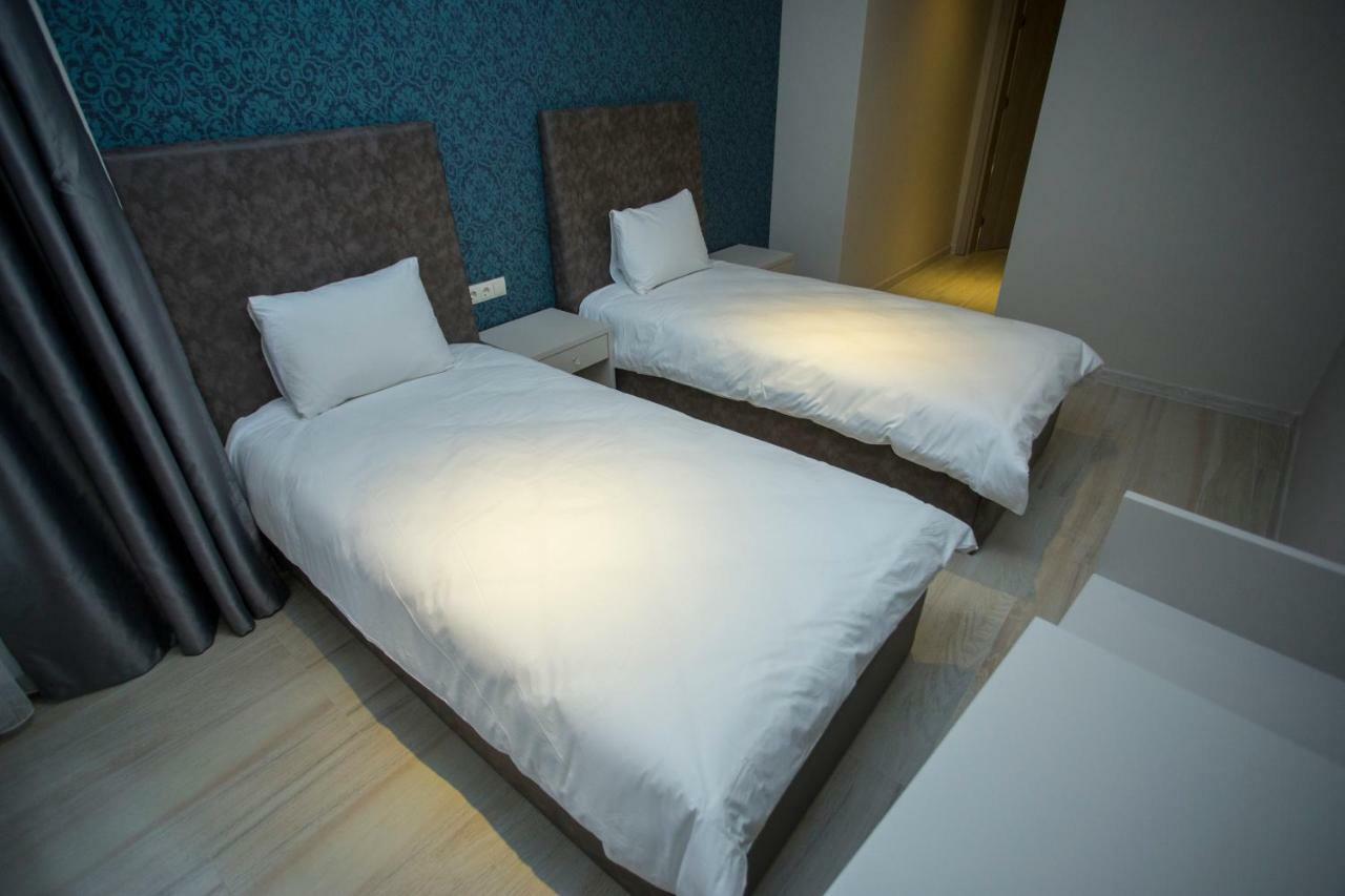 Downtown Hotel Batumi Kültér fotó
