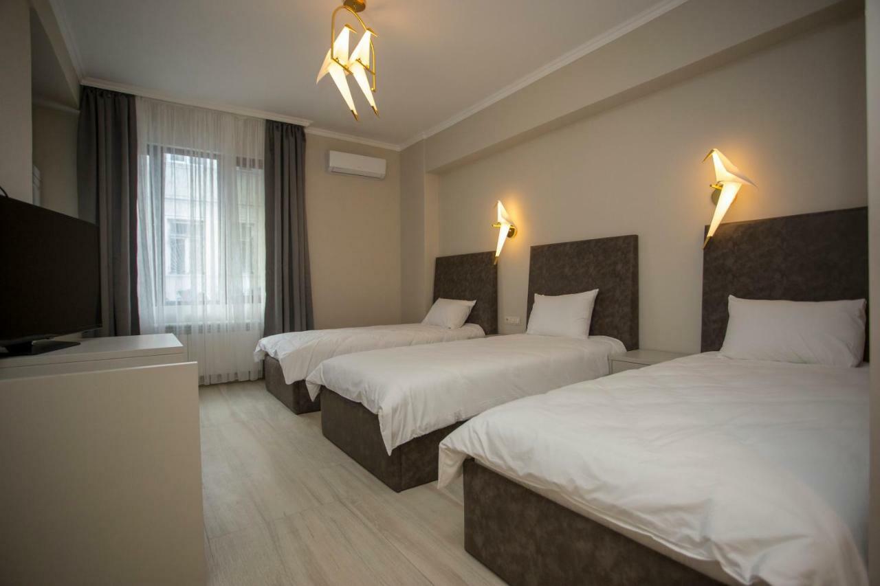 Downtown Hotel Batumi Kültér fotó