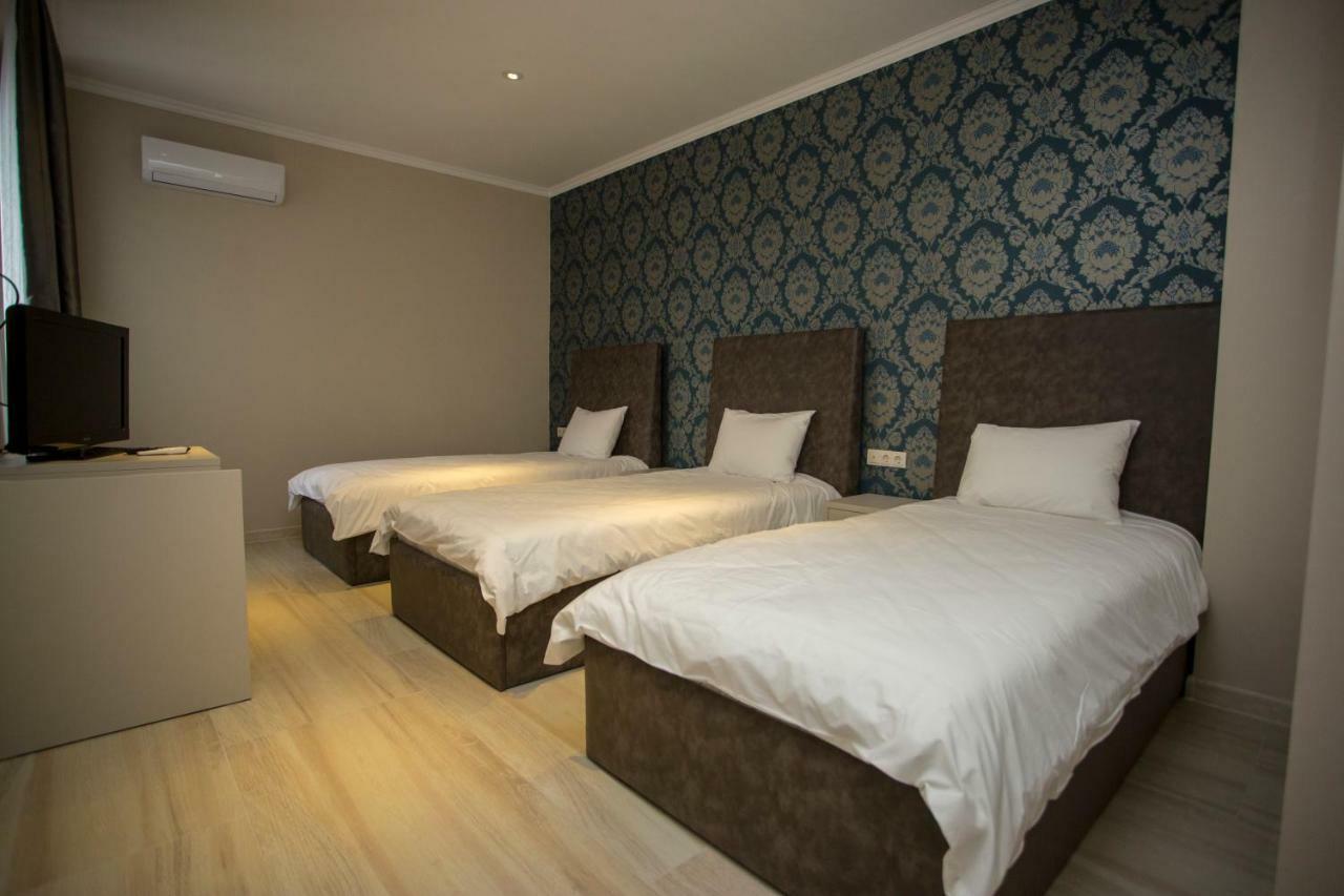 Downtown Hotel Batumi Kültér fotó
