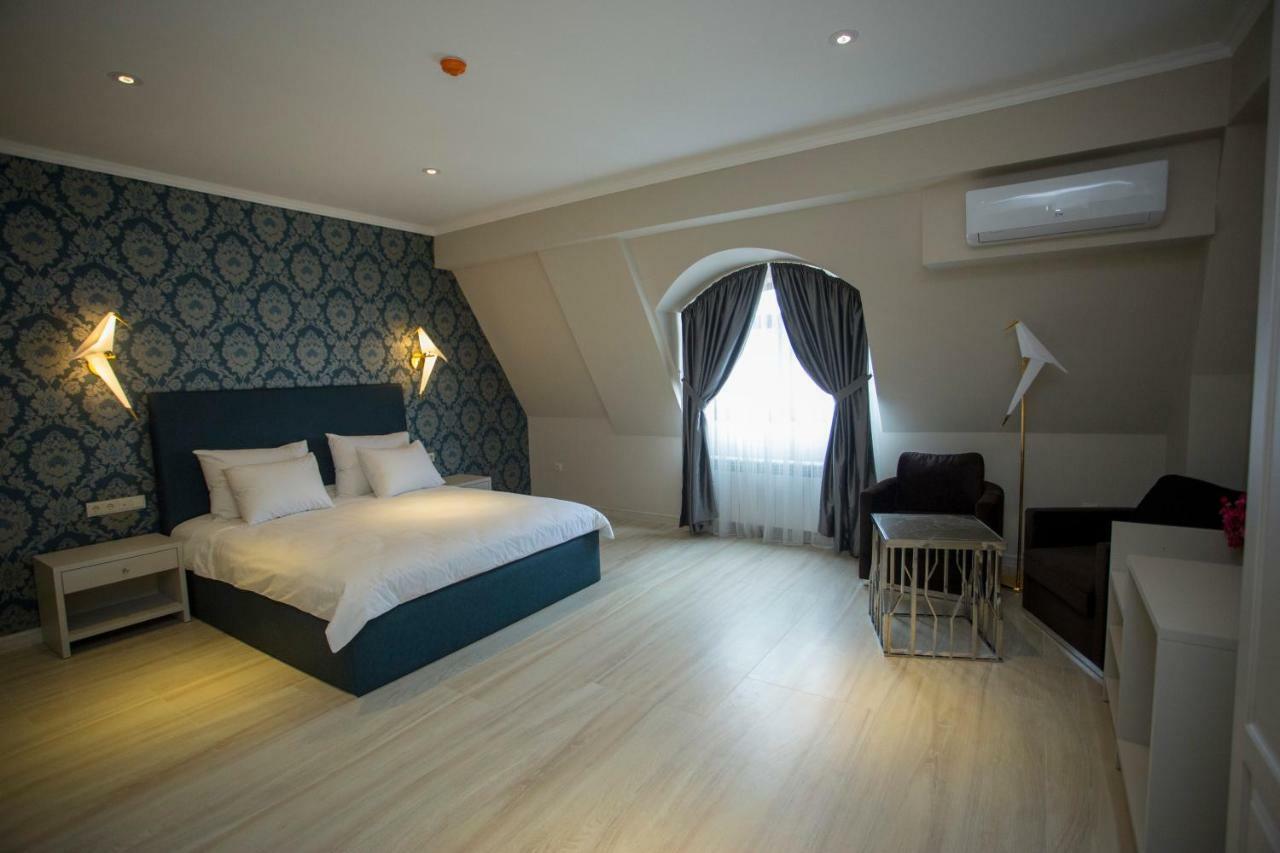 Downtown Hotel Batumi Kültér fotó